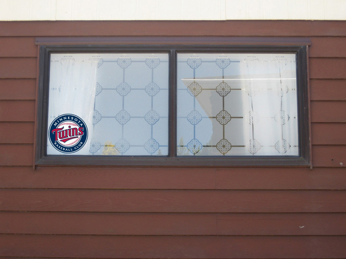 Minnesota Twins Emblem Logo Baseball Sticker Waterproof Vinyl Decal Car
