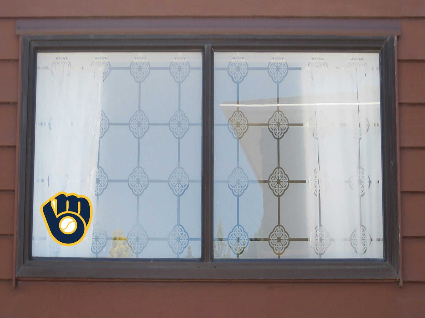 Milwaukee Brewers Emblem Logo Baseball Sticker Waterproof Vinyl Decal Car