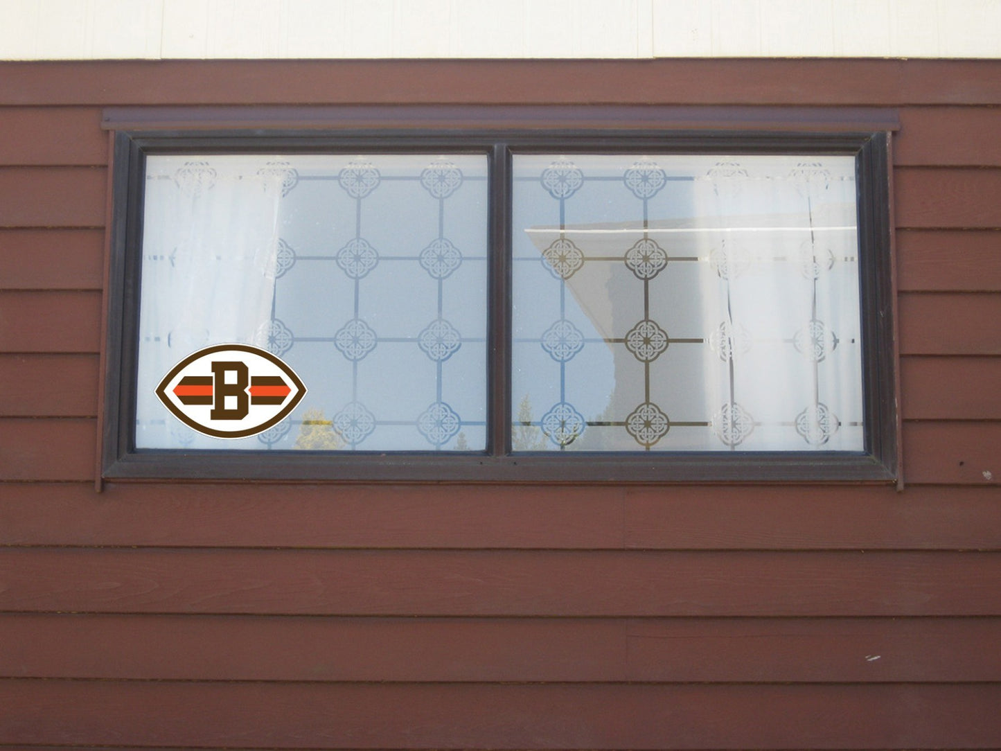 Cleveland Browns Logo Laminated Vinyl Sticker Decal NFL car window