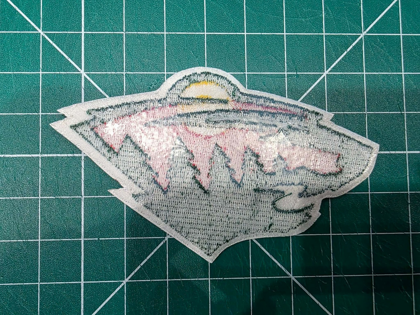 Minnesota Wild logo nhl 3.75" x 2.4" Iron On Embroidered Patch shoulder