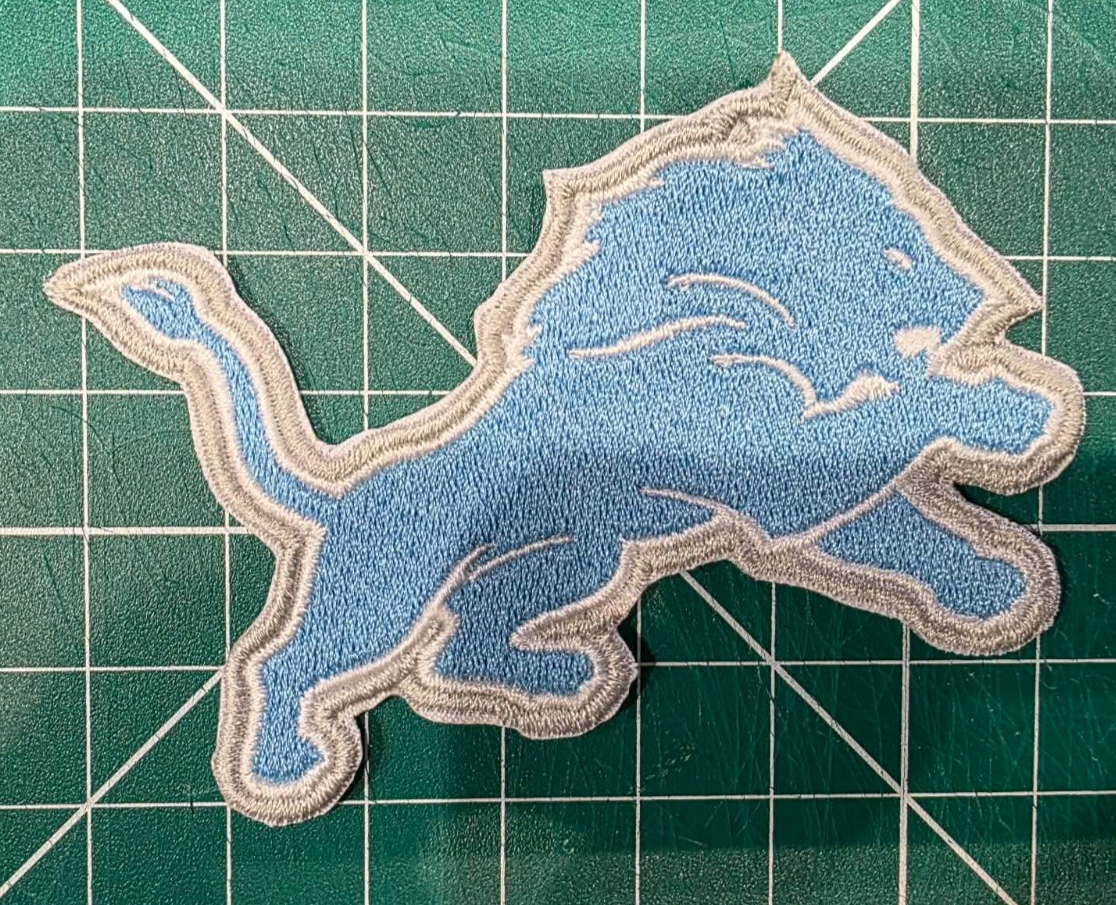 Detroit Lions 3.75" x 2.9" Iron /Sew On Embroidered Patch Football Logo shoulder