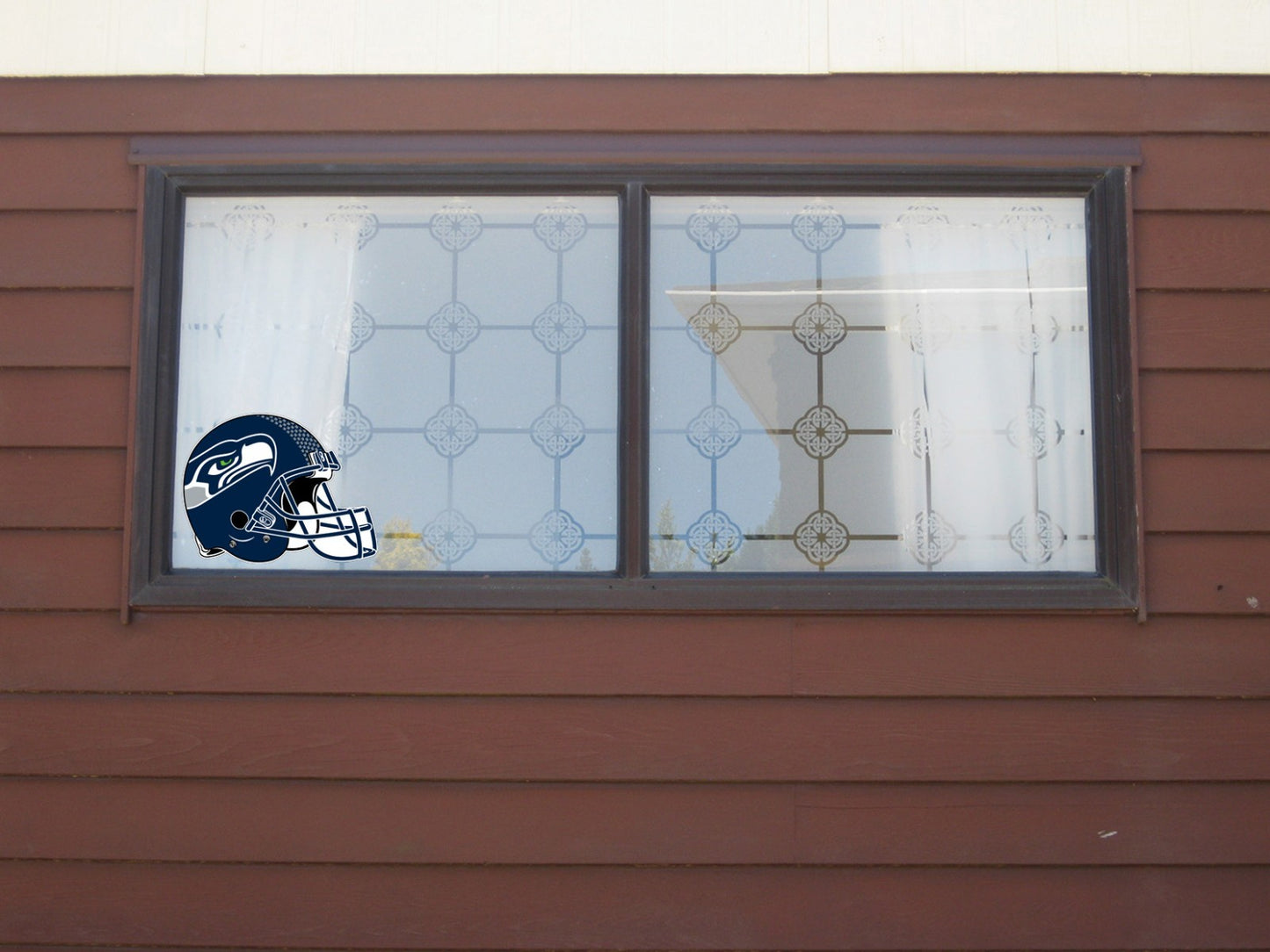 Seattle Seahawks Logo Cut Laminated Vinyl Sticker Decal NFL car window