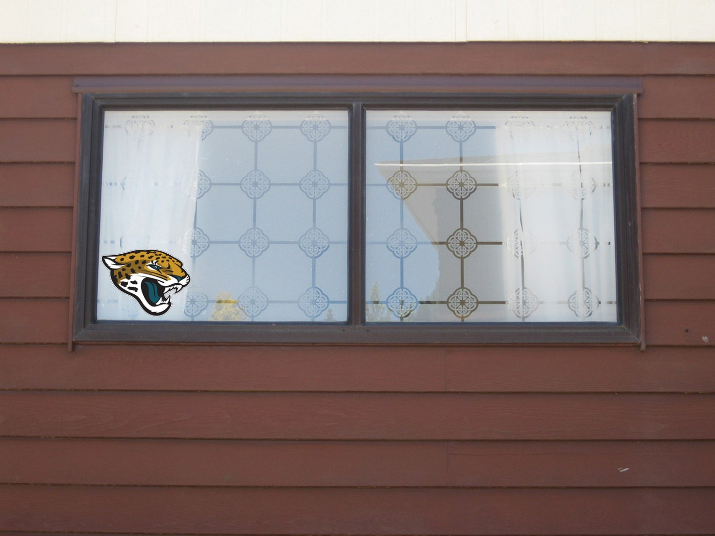 Jacksonville Jaguars Logo Cut Laminated Vinyl Sticker Decal NFL car window