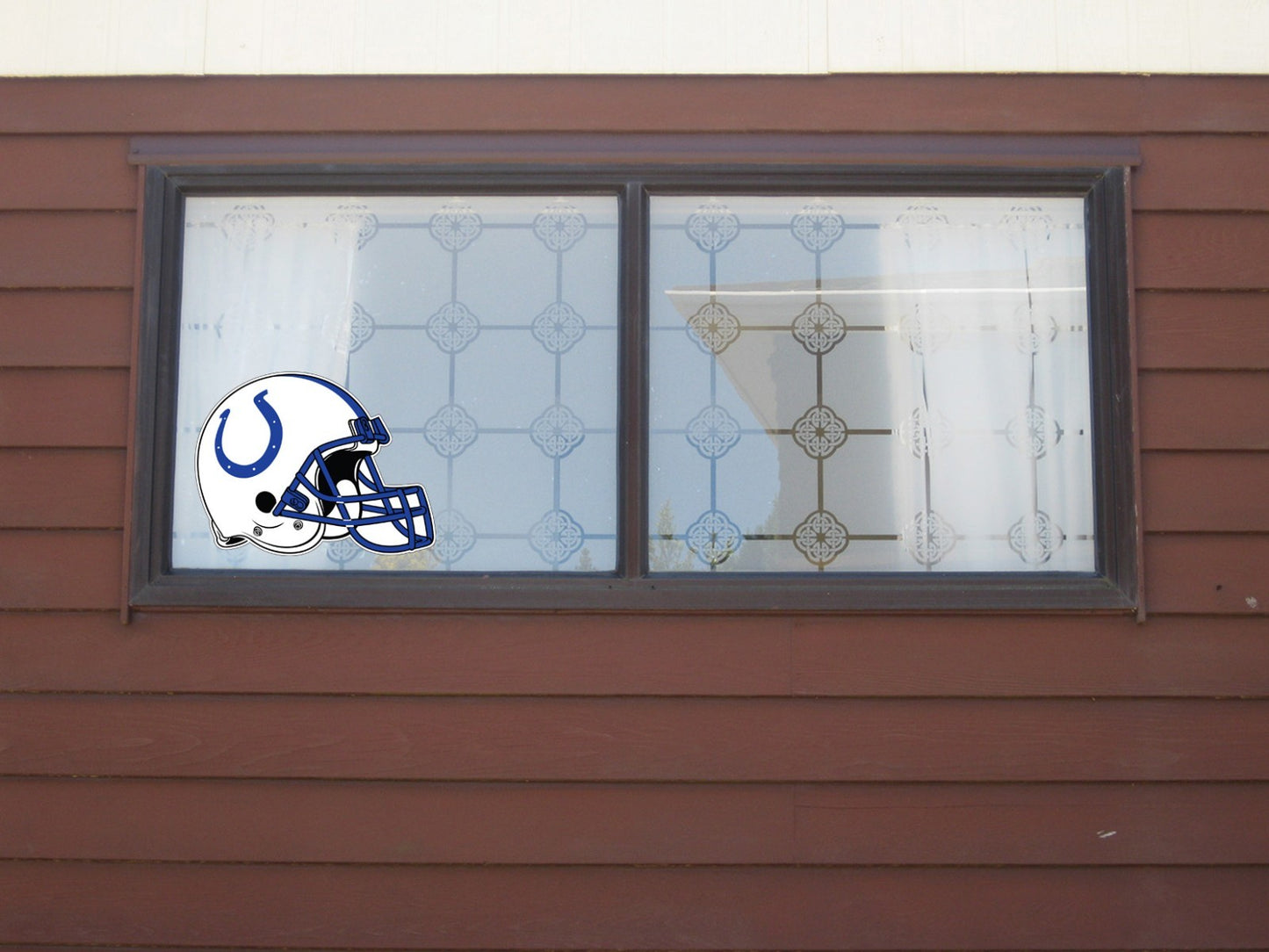 Indianapolis Colts Blue Logo Cut Laminated Vinyl Sticker Decal NFL car window