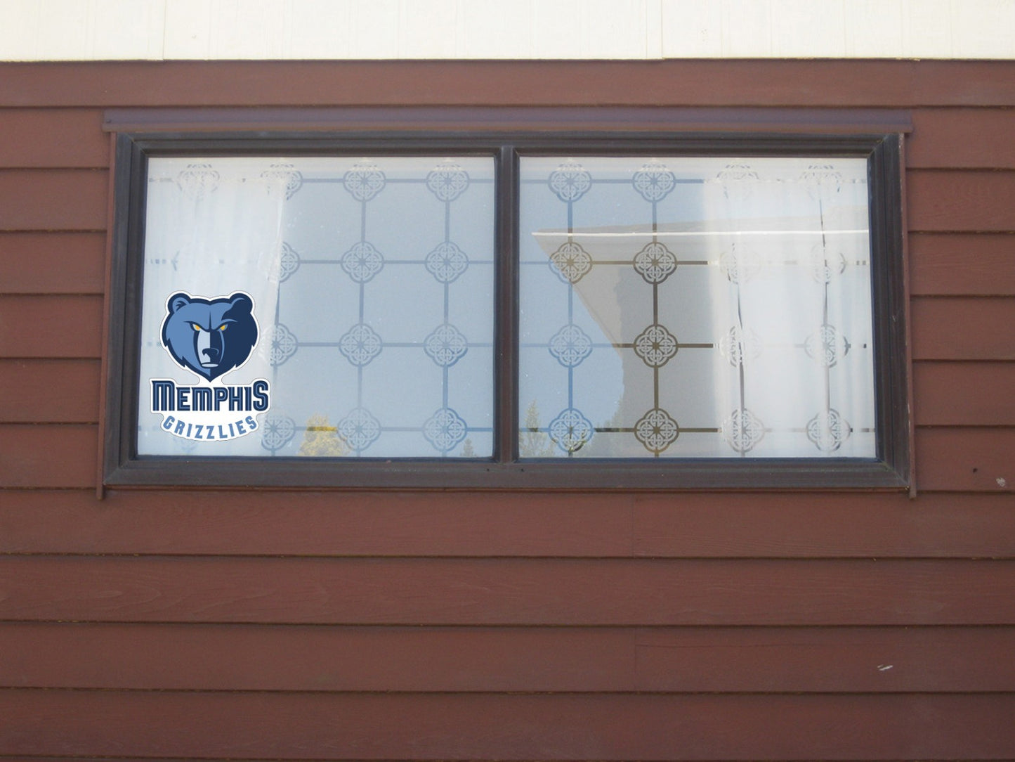 Memphis Grizzles Logo Die Cut Laminated Vinyl Sticker Decal NBA car window