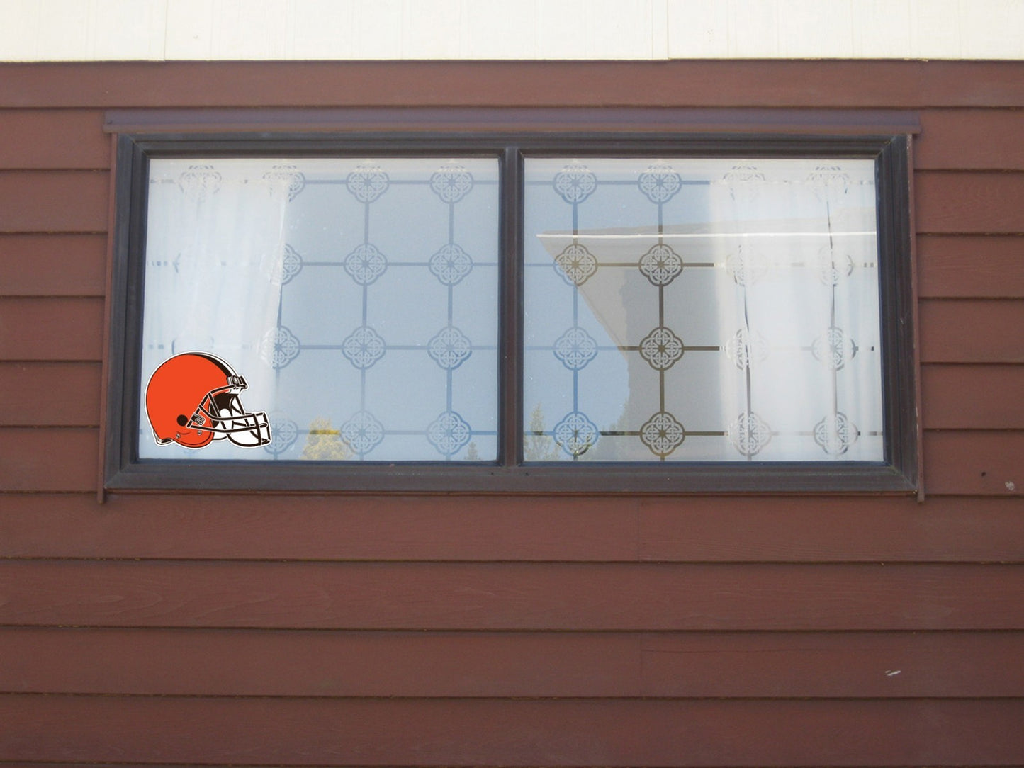 Cleveland Browns Logo - Die Cut Laminated Vinyl Sticker Decal NFL car window