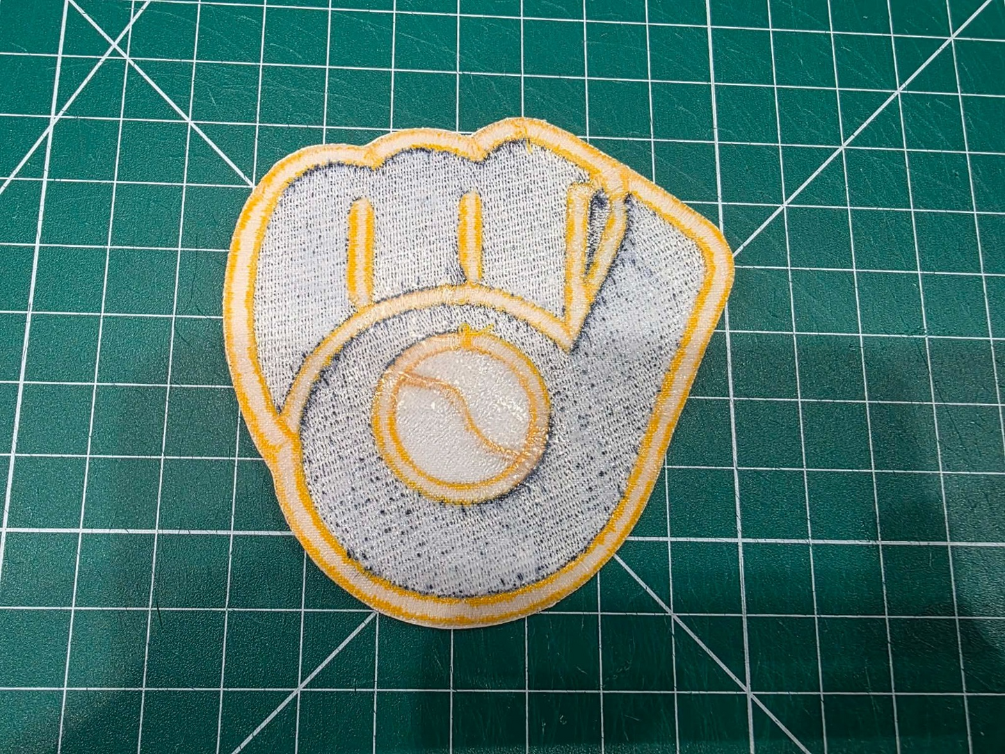Milwaukee Brewers Glove logo MLB 5" x 4.8" Iron On Embroidered Patch shoulder