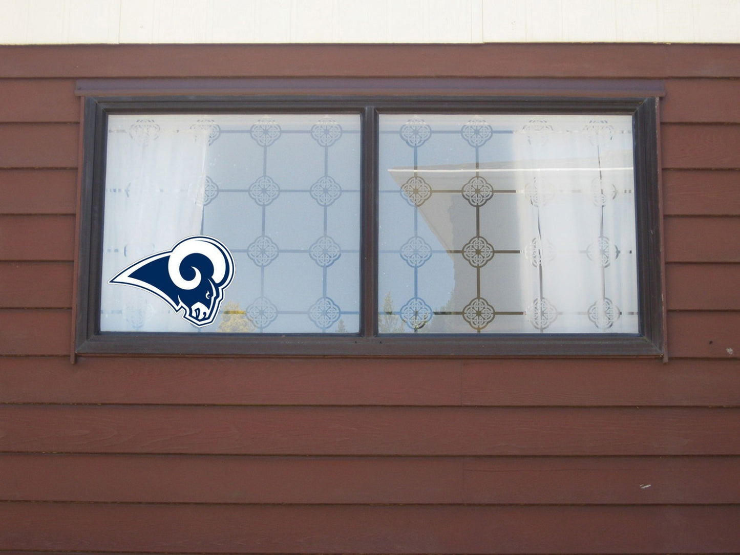 Los Angeles LA Rams Logo - Die Cut Laminated Vinyl Sticker Decal NFL car window