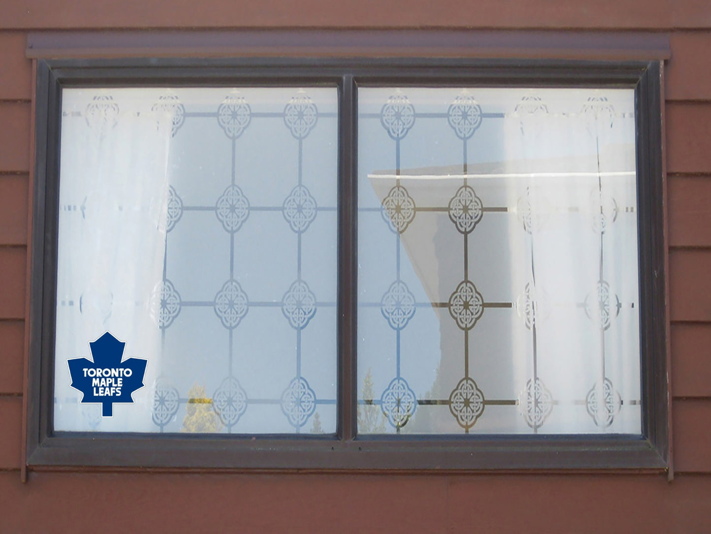 Toronto Maple Leafs Logo - Die Cut Laminated Vinyl Sticker Decal NHL car window