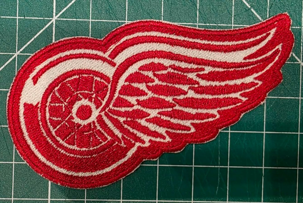 Detroit Redwings logo nhl 3.75" x 2.9" Iron On Embroidered Patch shoulder
