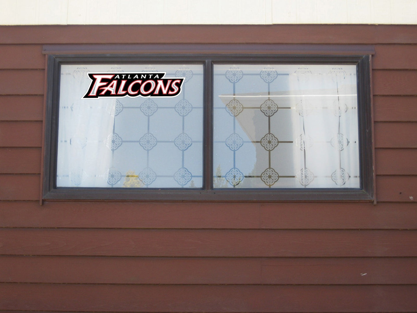 Atlanta Falcons Logo Cut Laminated Vinyl Sticker Decal NFL car window